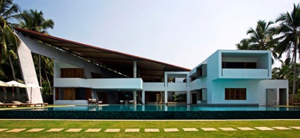India's Cliff House - Dream House Design In Kerala · New York Landmark from 