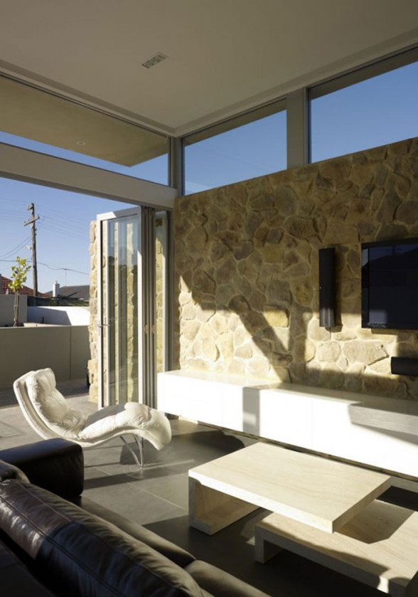 Luxurious Home Design with Futuristic Architecture in Australia - Entrance