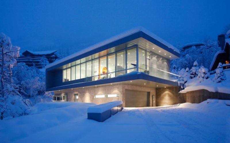 http://www.viahouse.com/wp-content/uploads/2011/02/Modern-Residence-in-Aspen-Mountain-from-Studio-B-Architects-800x498.jpg