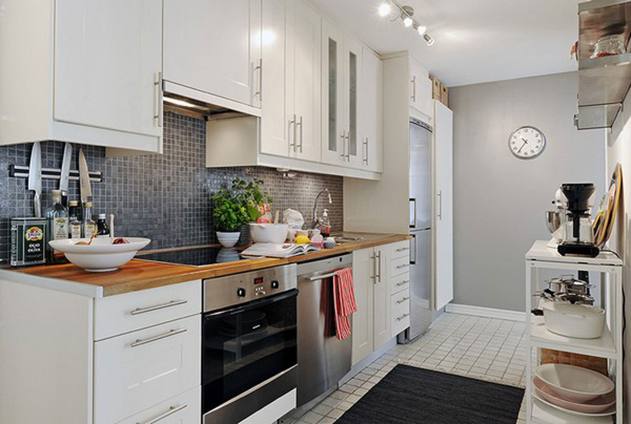 Elegant White Interior Design of a Minimalist Duplex Apartment ...