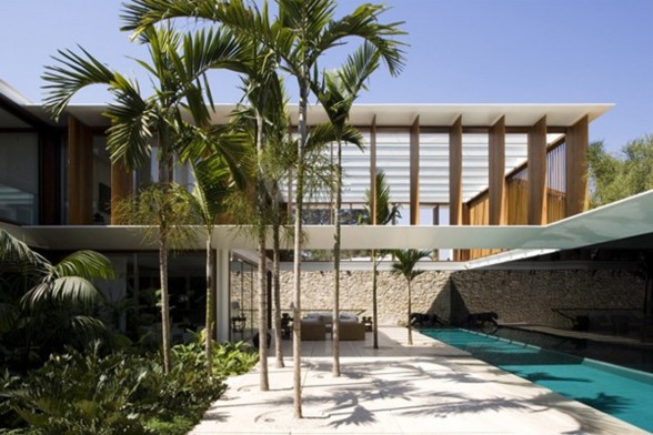 JH House, Resort Looking House Design in Brazil