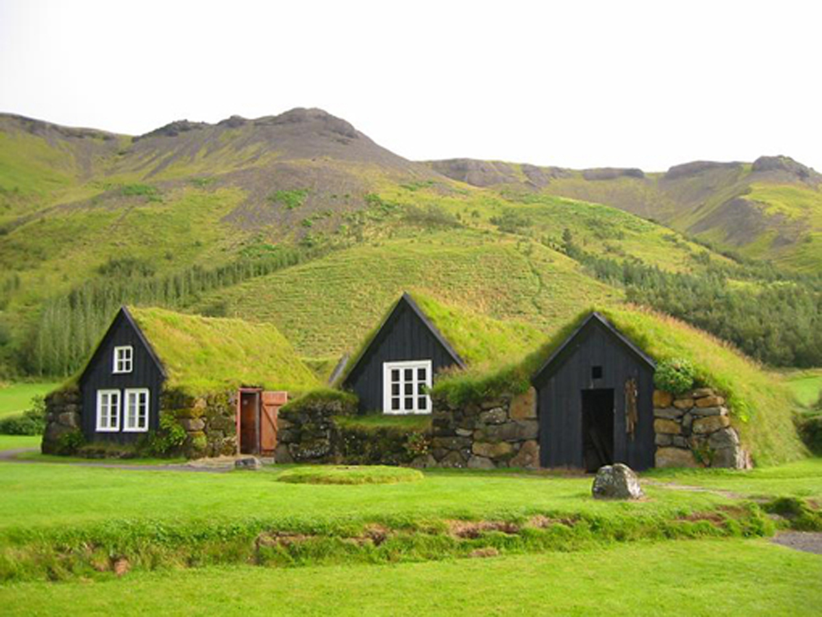 Traditional Icelandic House Beautiful Green Building