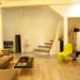 Bright and Minimalist Apartment Style - Livingroom