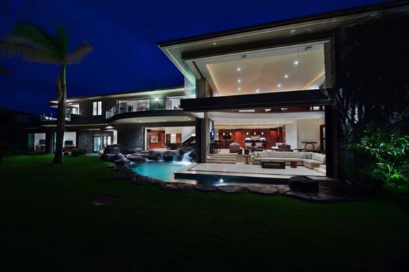 Luxurious Villa Design in Hawaii with Great Landscapes