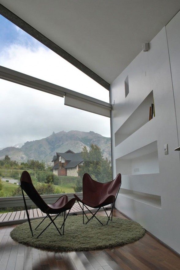 Amazing Mountain Villa with Pantagonian Valley Landscape View from Alric Galindez Architect - Balcony