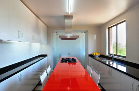 2013 minimalist interior designs kitchen