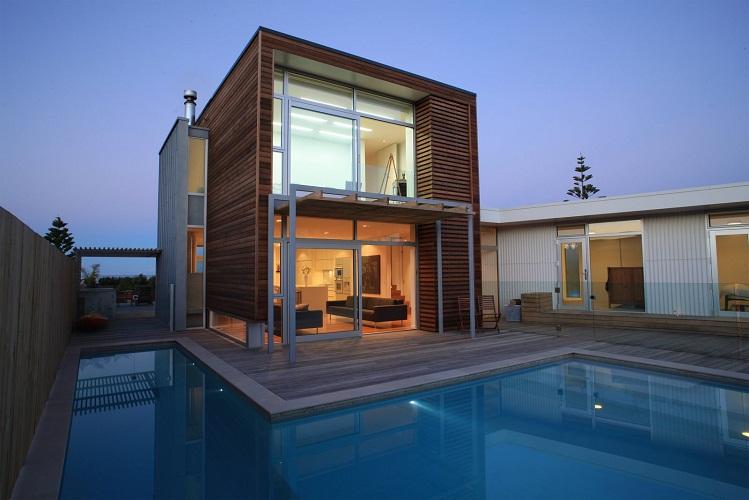 Minimalist House Design: Small House Design With Swimming Pool