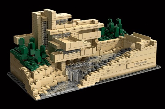 Architecture with Lego - Falling Water Lego
